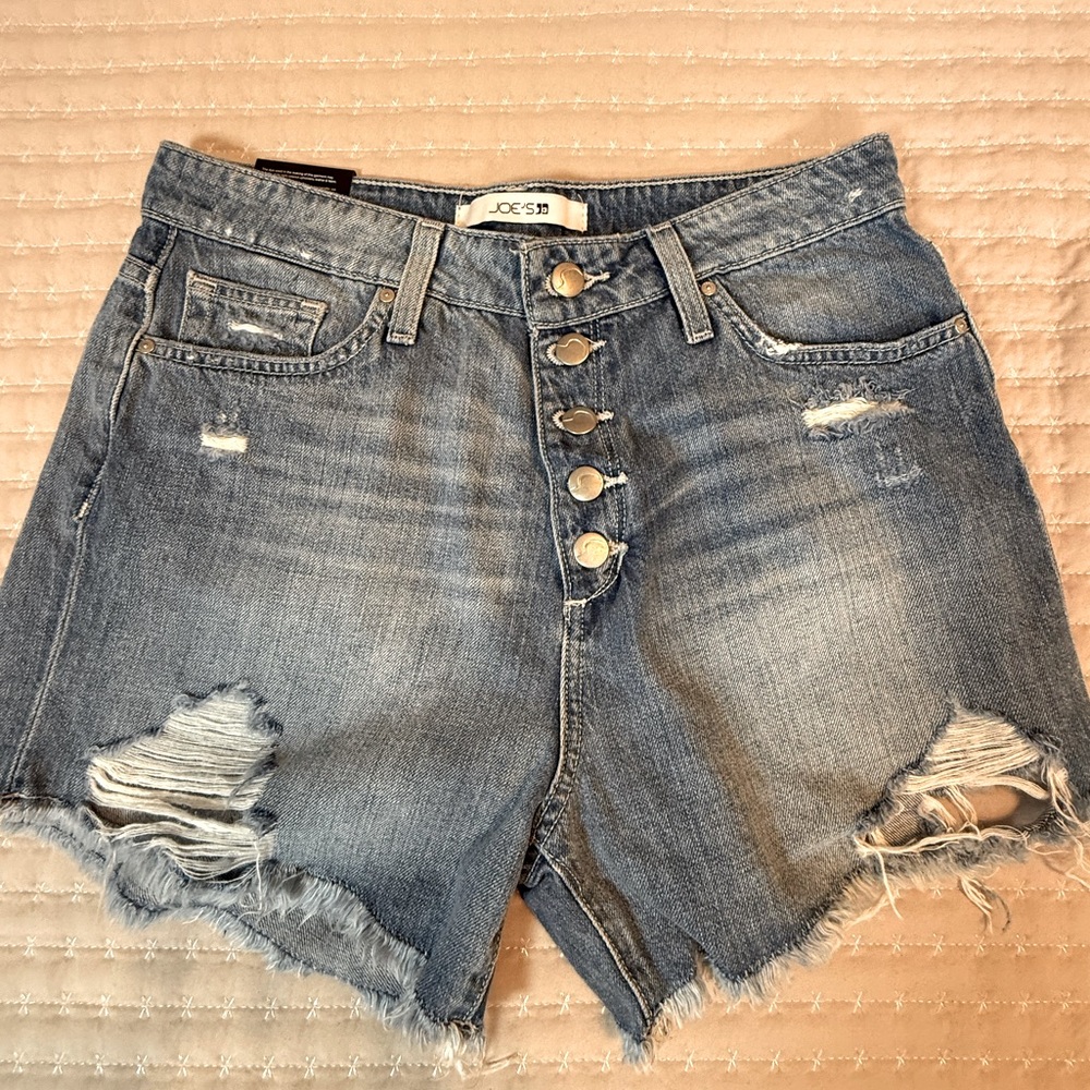Joe's high rise denim jean cut off button front shorts distressed size 28. NWT
